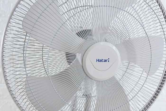 Quạt sàn công nghiệp Hatari 5 cánh IT18M2 126W